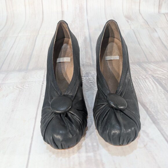Tracey Neuls TN 29 Women's EUR 40.5 Black Leather Front Knot Cone Pump Heel - Picture 1 of 8